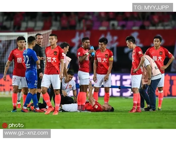 恒大与苏宁精彩对决录播回顾球迷不可错过的比赛瞬间分析